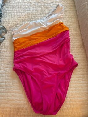 La Blanca One-Shoulder One-Piece Swimsuit in Pink, Orange & White - size 14